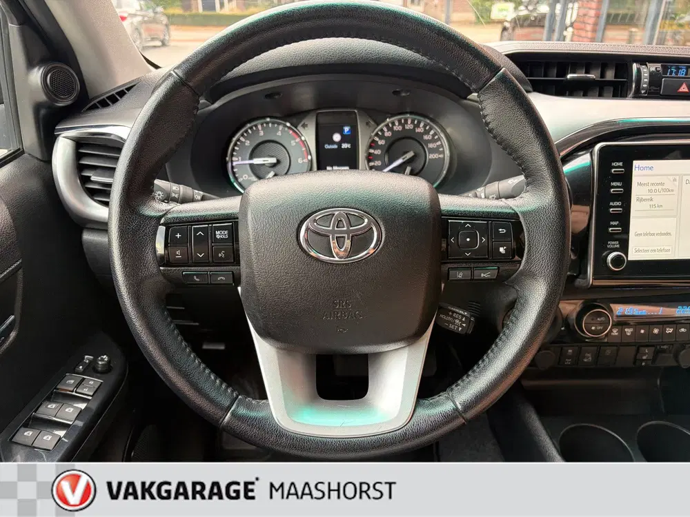Toyota Hilux 2.8 D-4D Double Cab 4x4 Professional premi uit 2024, foto 14