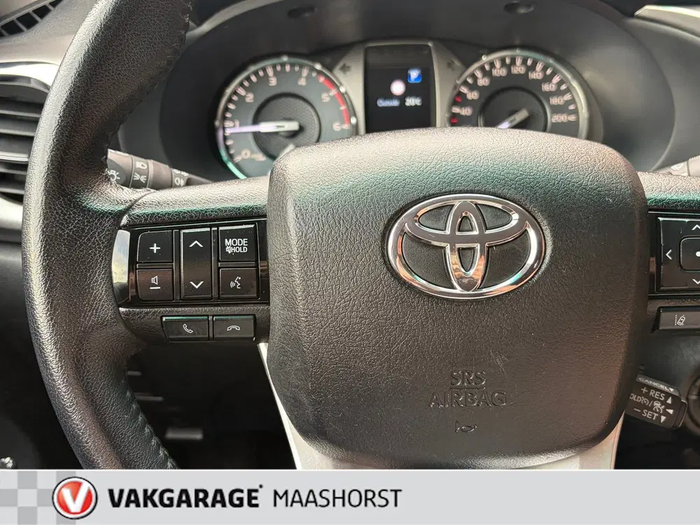 Toyota Hilux 2.8 D-4D Double Cab 4x4 Professional premi uit 2024, foto 15
