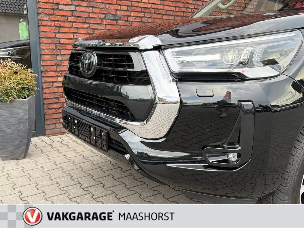 Toyota Hilux 2.8 D-4D Double Cab 4x4 Professional premi uit 2024, foto 9