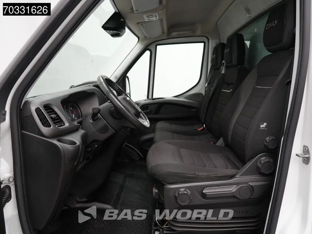 Iveco Daily 3.0L Automaat XL 1000 KG Laadklep Zijdeur uit 2022, foto 14