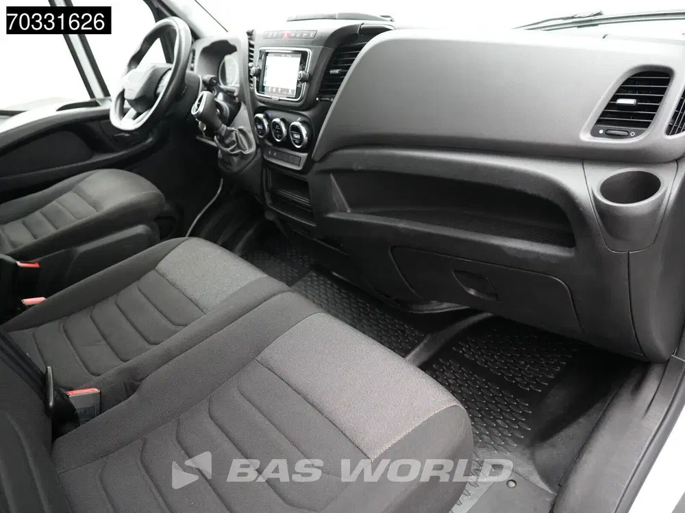Iveco Daily 3.0L Automaat XL 1000 KG Laadklep Zijdeur uit 2022, foto 15