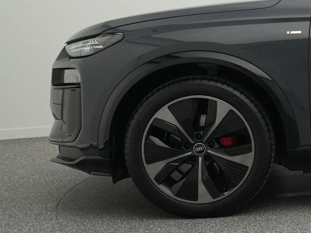 Audi Q6 e-tron Sportback S edition 83 kWh uit 2025, foto 11