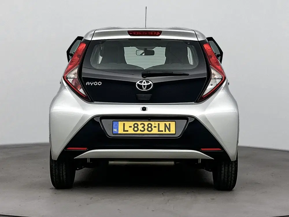 Toyota Aygo 1.0 VVT-i x-otic uit 2020, foto 3