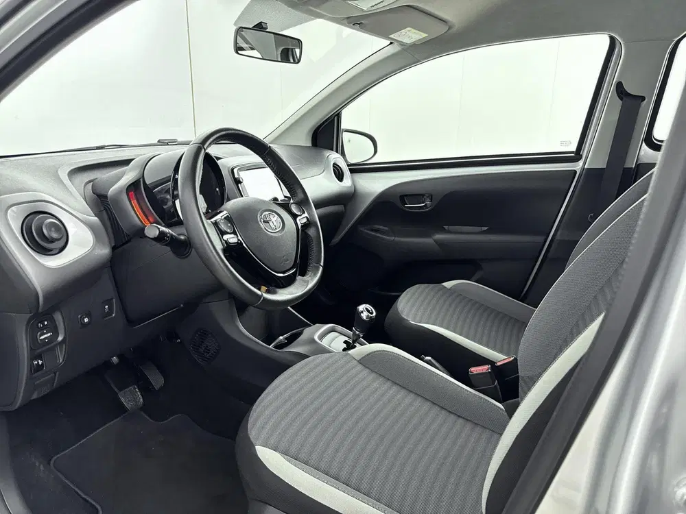 Toyota Aygo 1.0 VVT-i x-otic uit 2020, foto 8