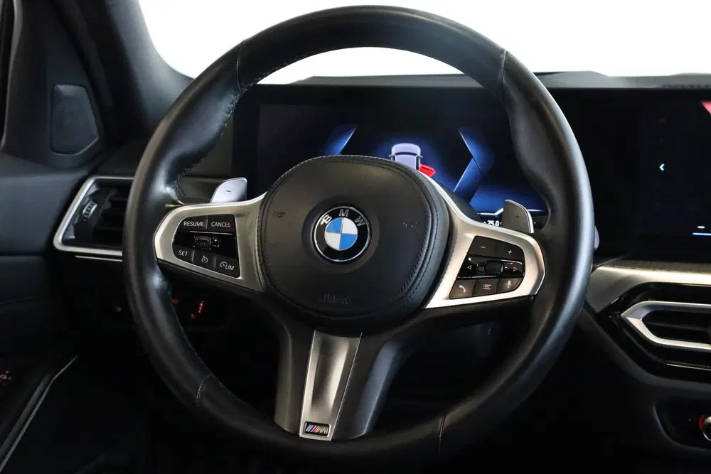 BMW 3-serie 318i uit 2022, foto 11