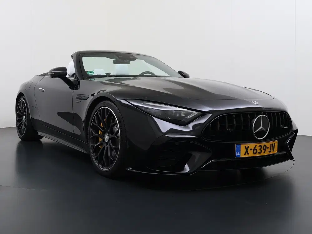 Mercedes-Benz SL AMG 43 uit 2022, foto 11