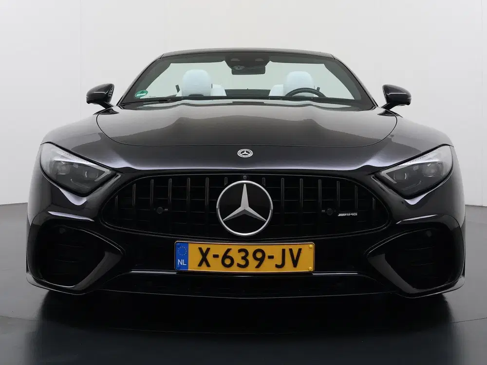 Mercedes-Benz SL AMG 43 uit 2022, foto 12
