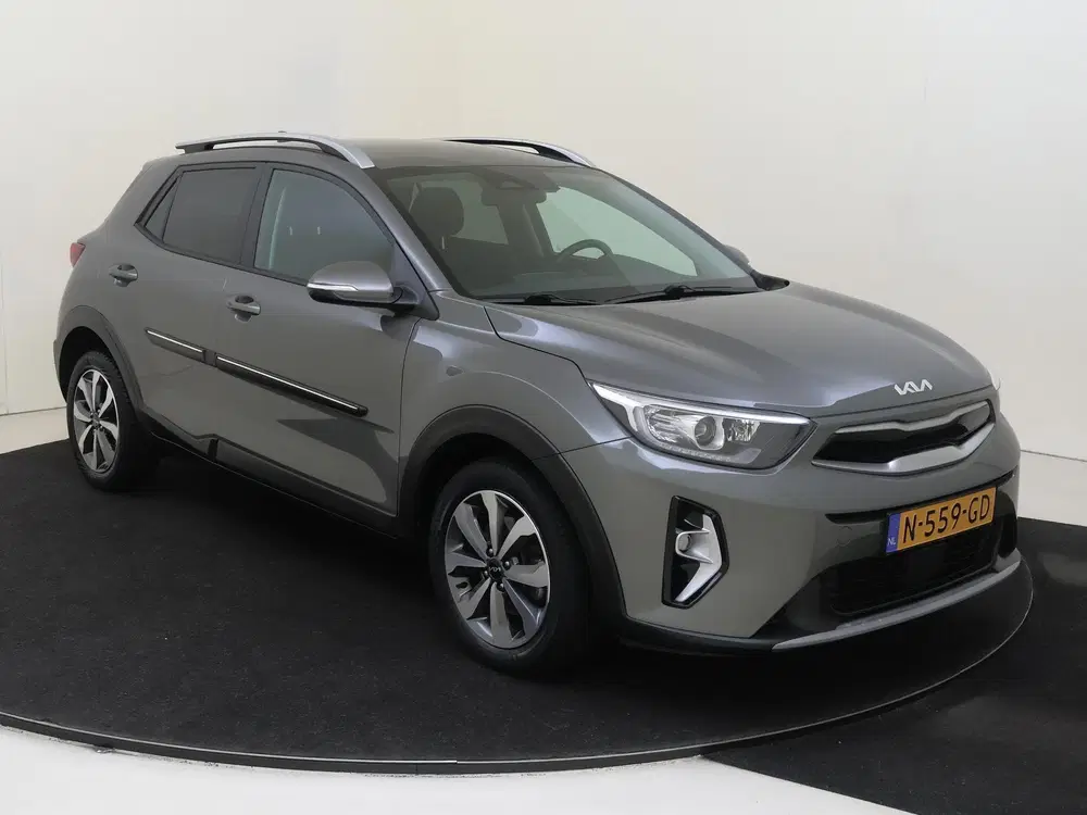 Kia Stonic 1.0 T-GDi 100 PK MHEV DynamicPlusLine uit 2021, foto 3