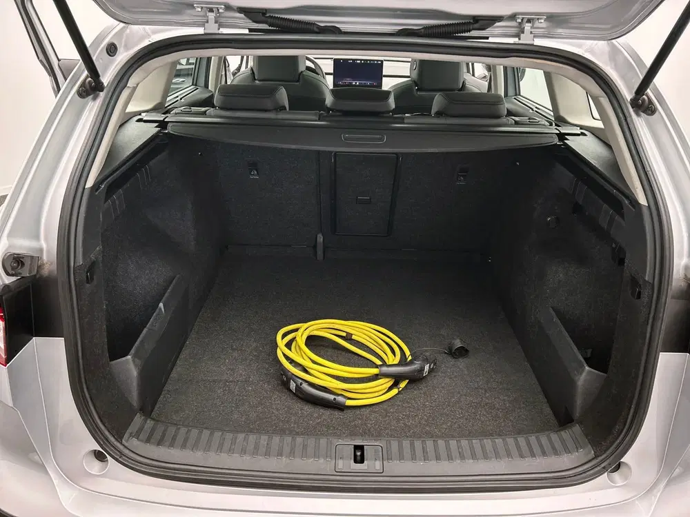 Skoda Enyaq 60 uit 2021, foto 14