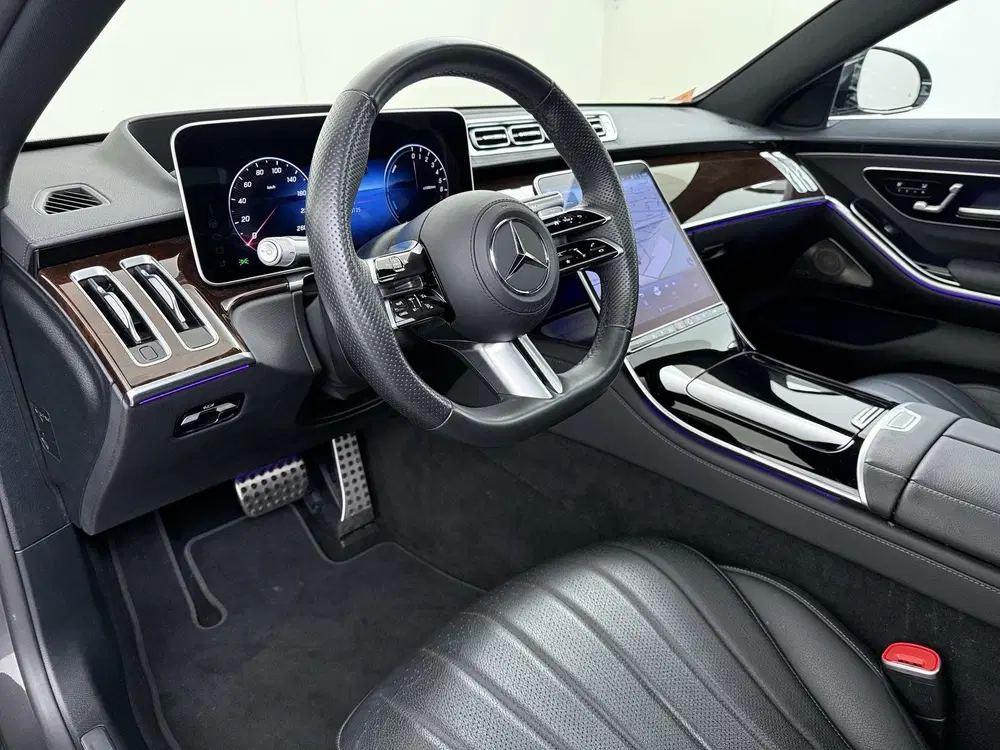 Mercedes-Benz S-Klasse 450 e AMG Lang uit 2024, foto 2
