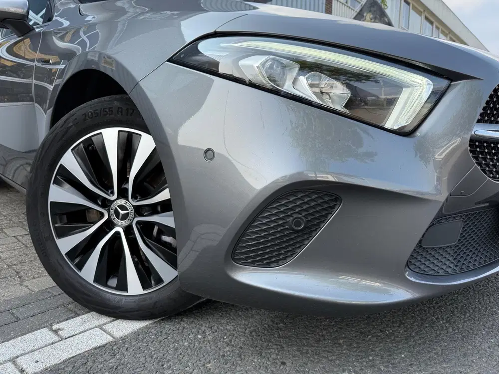 Mercedes-Benz A-Klasse 250 e AMG LED uit 2020, foto 15