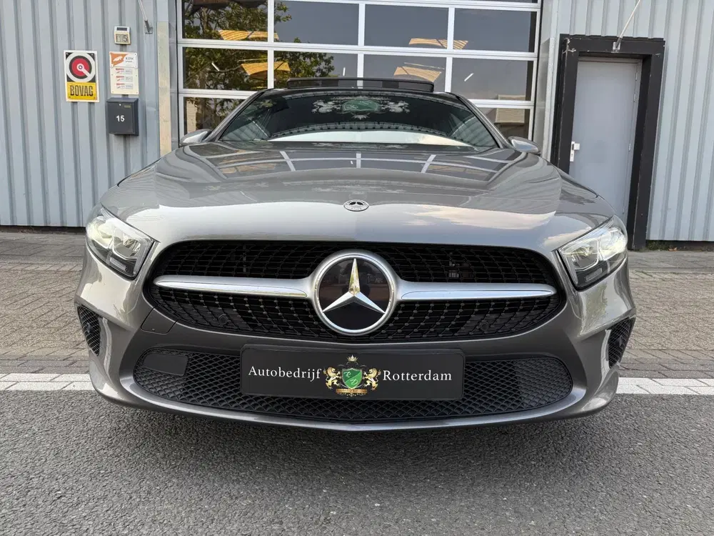 Mercedes-Benz A-Klasse 250 e AMG LED uit 2020, foto 6