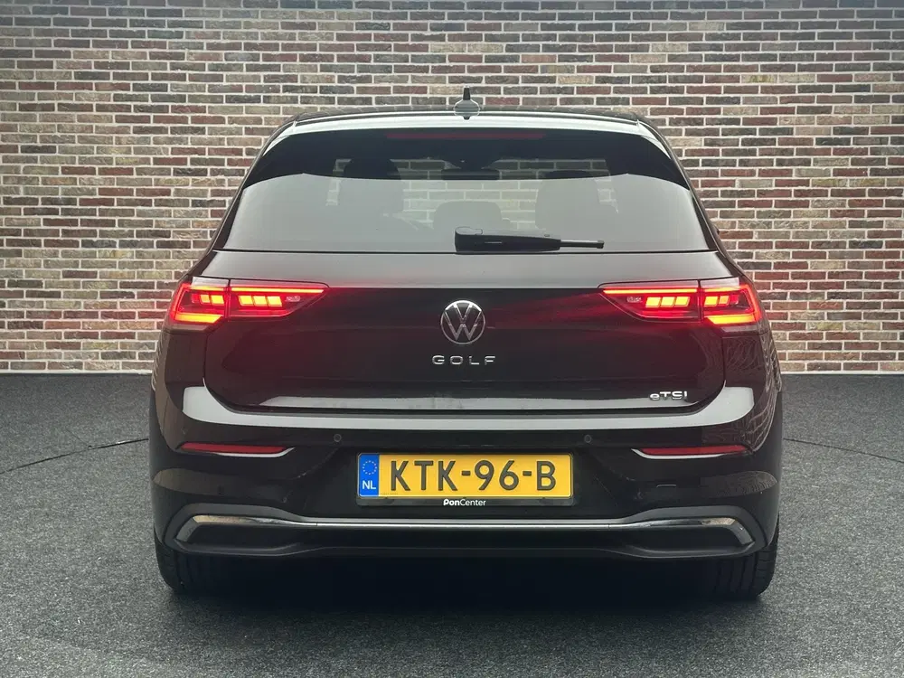 Volkswagen Golf 1.5 eTSI R-Line Edition 50 Jahre uit 2024, foto 7