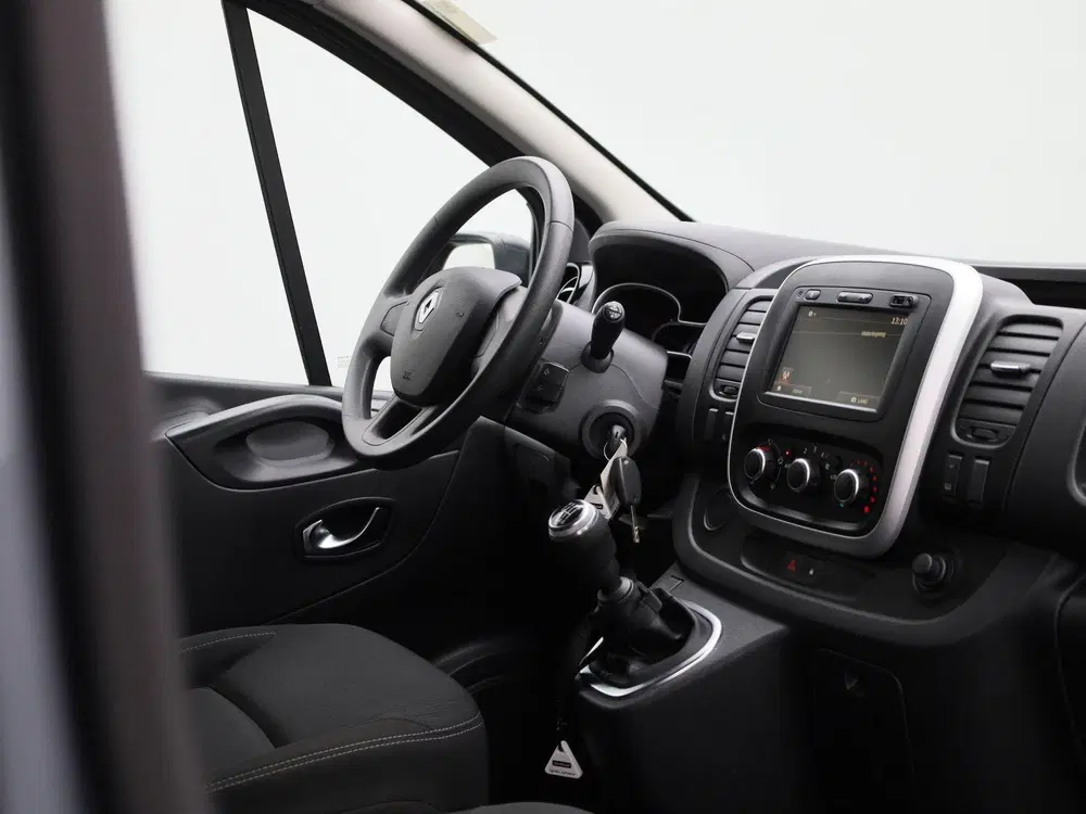 Renault Trafic 2.0 dCi 170 T29 L2H1 Comfort uit 2021, foto 7