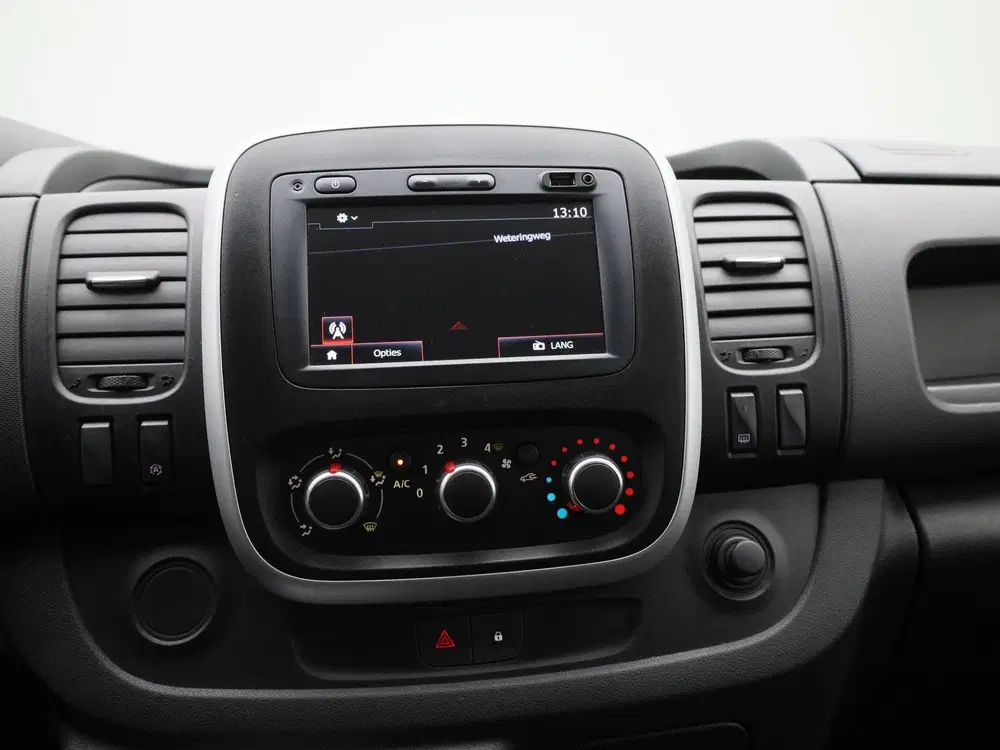 Renault Trafic 2.0 dCi 170 T29 L2H1 Comfort uit 2021, foto 9