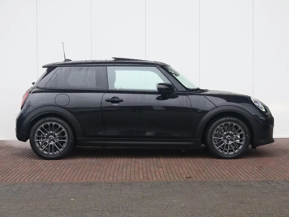 Mini Cooper C 1.5 Cooper C Classic L Verwarmd Stuurwiel uit 2026, foto 6