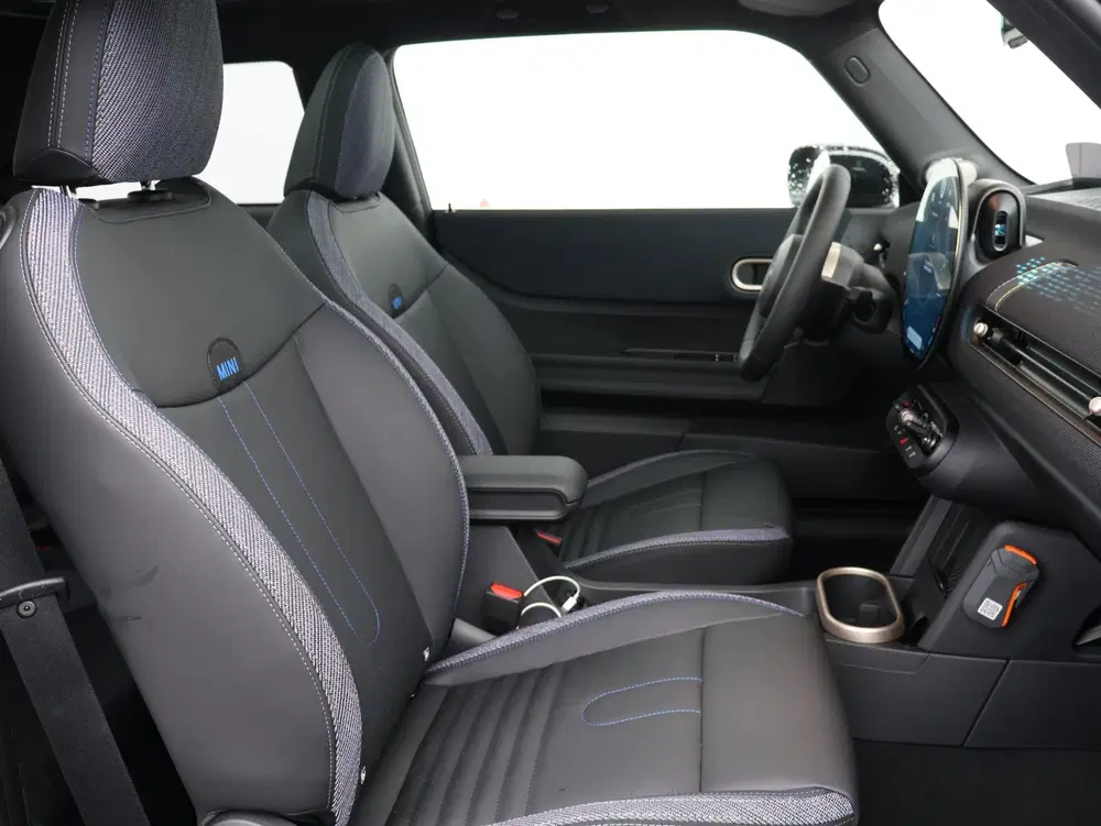 Mini Cooper C 1.5 Cooper C Classic L Verwarmd Stuurwiel uit 2026, foto 8