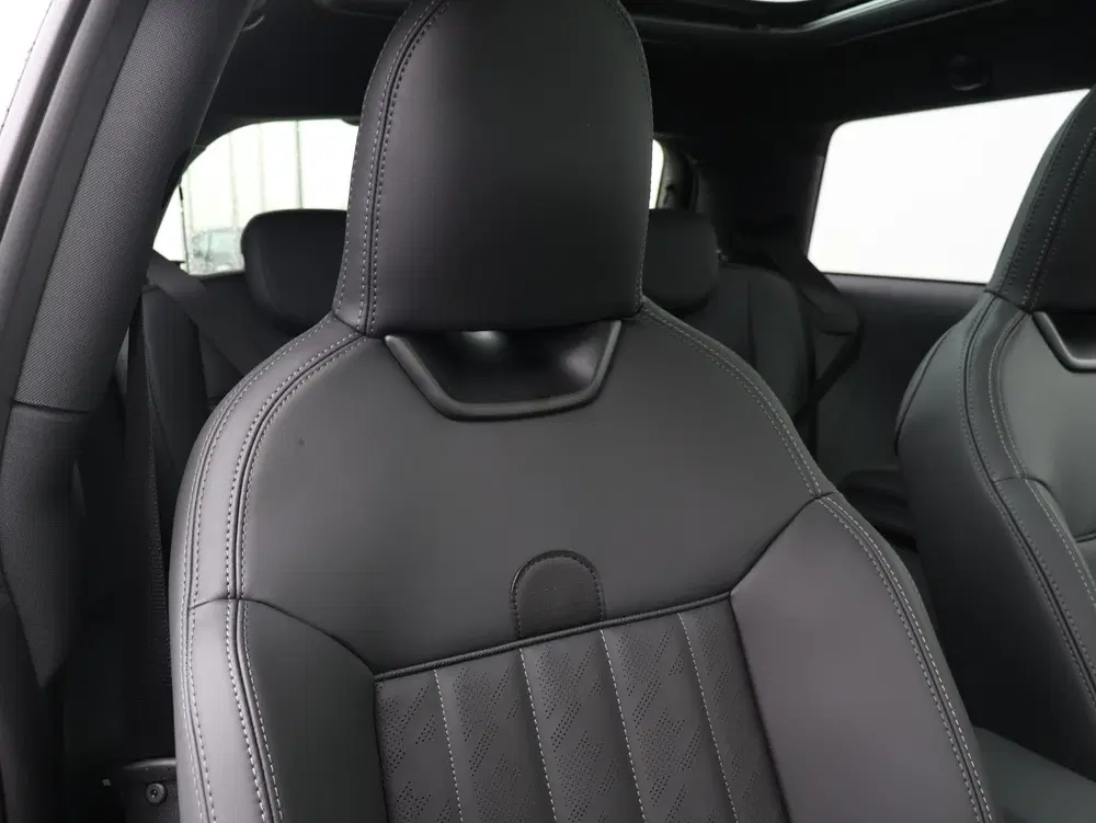Mini John Cooper Works 1.5 Cooper C John Cooper Works XL Comfortt uit 2026, foto 10