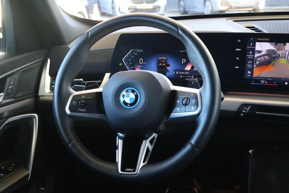 BMW X1 xDrive25e uit 2025, foto 12