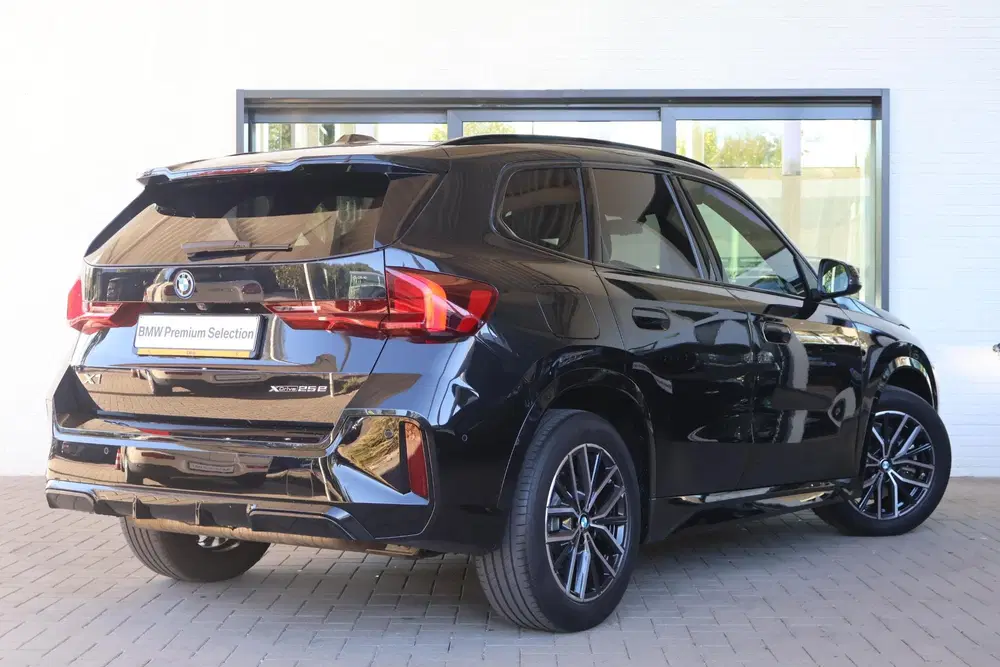 BMW X1 xDrive25e uit 2025, foto 2