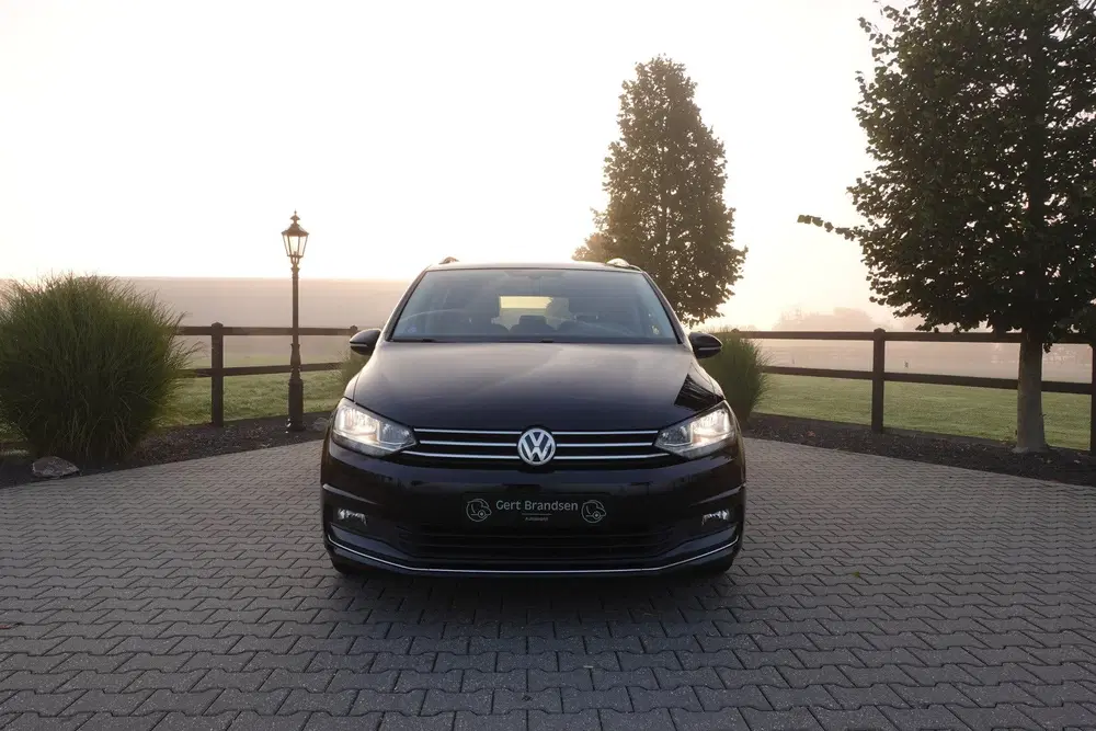 Volkswagen Touran 1.5 TSI Highline 7p uit 2019, foto 2
