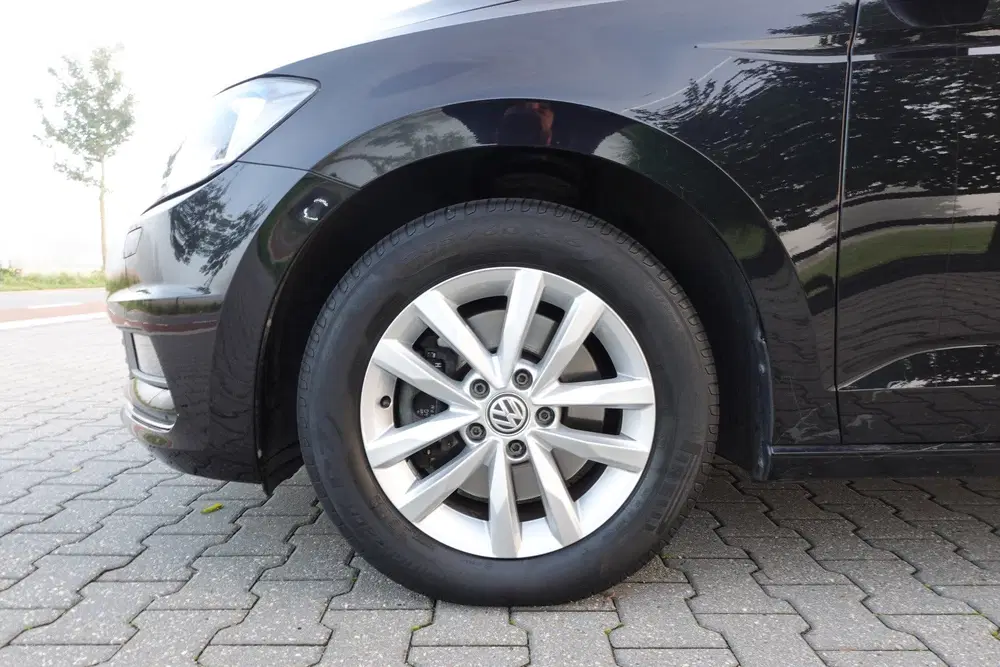 Volkswagen Touran 1.5 TSI Highline 7p uit 2019, foto 9
