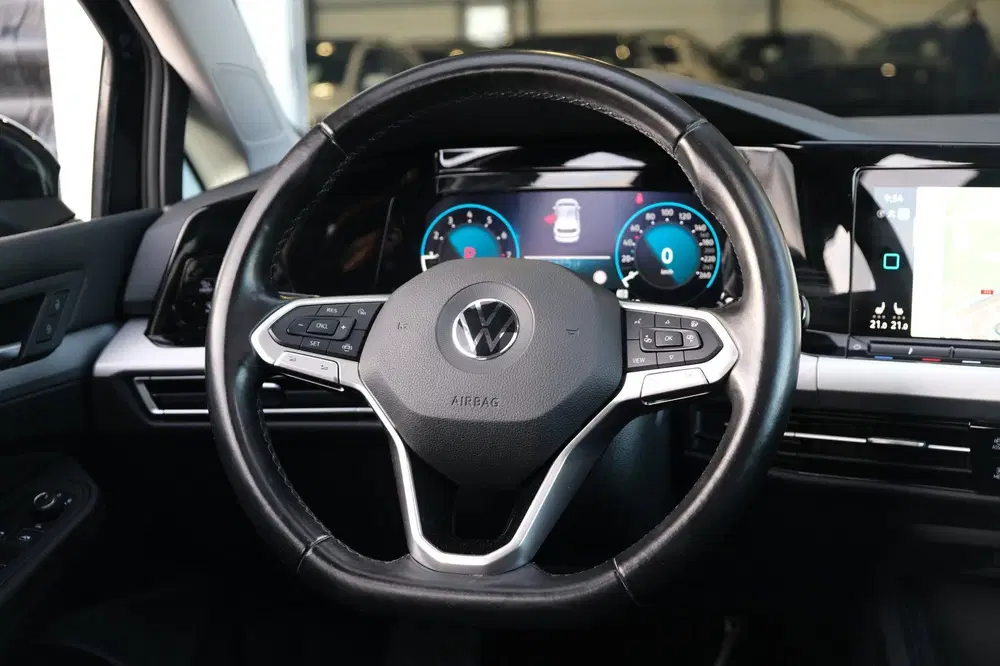 Volkswagen Golf 8 1.5 eTSI DSG Pano Trek Navi Led Pdc Cam uit 2020, foto 12