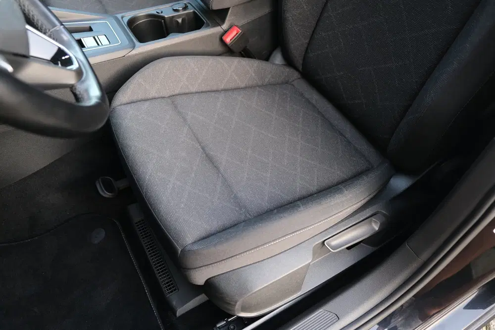 Volkswagen Golf 8 1.5 eTSI DSG Pano Trek Navi Led Pdc Cam uit 2020, foto 5