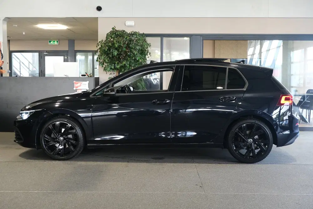 Volkswagen Golf 8 1.5 eTSI DSG Pano Trek Navi Led Pdc Cam uit 2020, foto 9