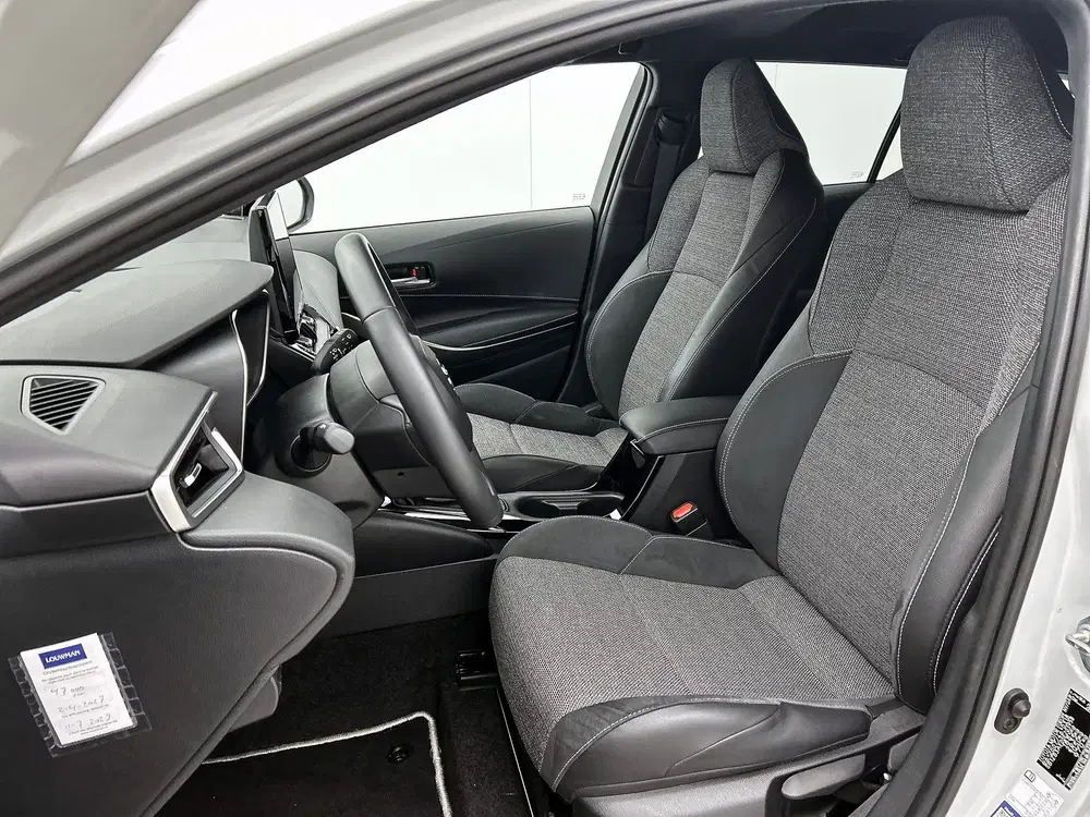 Toyota Corolla Hybrid 140 Dynamic uit 2025, foto 15