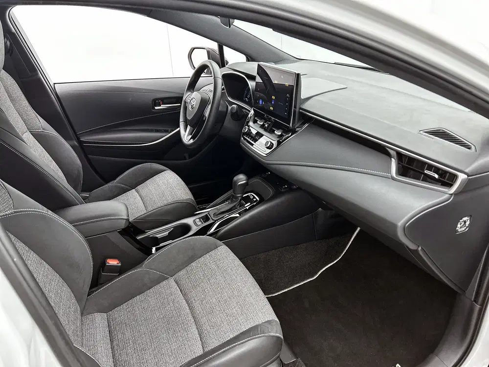 Toyota Corolla Hybrid 140 Dynamic uit 2025, foto 6