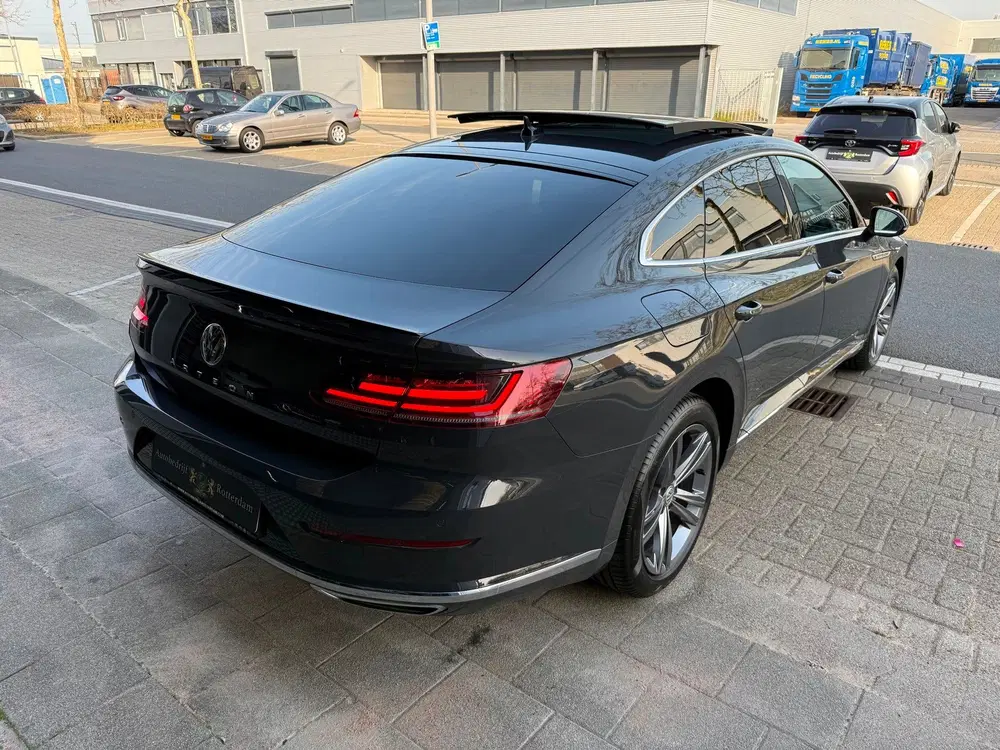Volkswagen Arteon 2.0 TSI R-Line LED uit 2020, foto 13