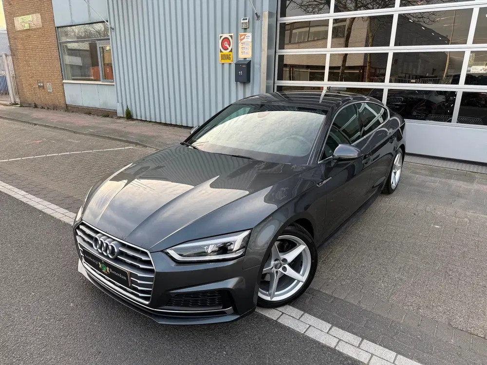 Audi A5 35 TFSI Sport S-tronic AUT S-line edition uit 2019, foto 7