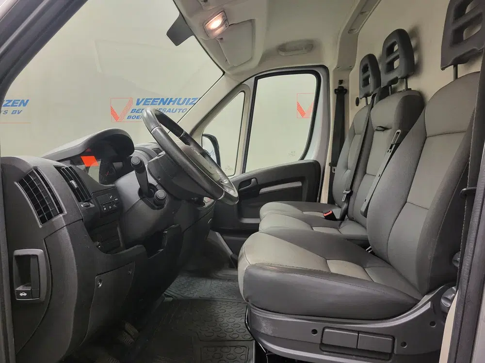 Peugeot Boxer 2.2BlueHDi 140pk L2 uit 2020, foto 5