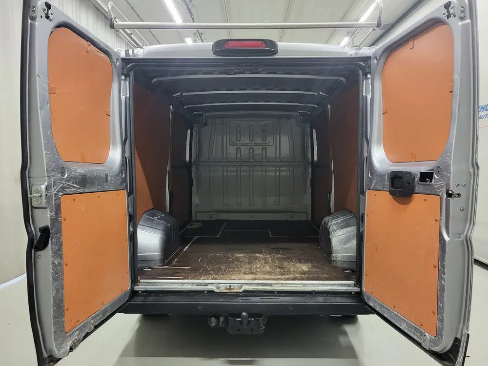 Peugeot Boxer 2.2BlueHDi 140pk L2 uit 2020, foto 7