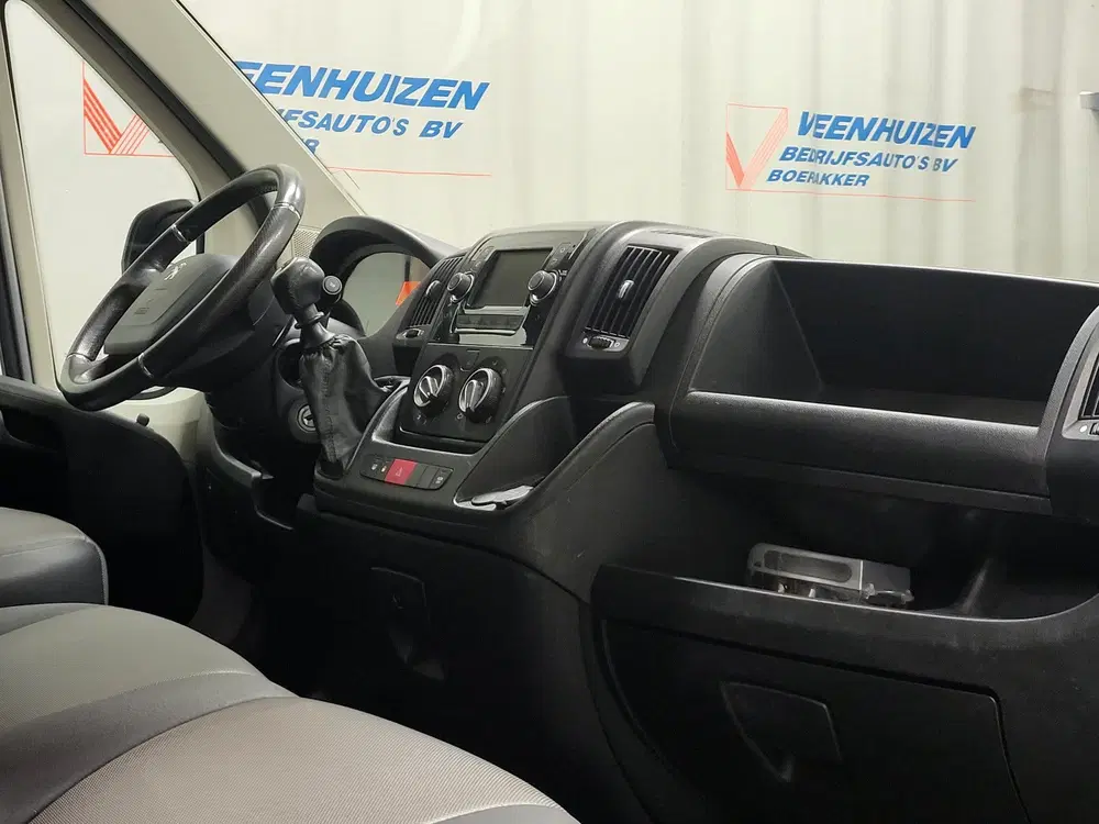 Peugeot Boxer 2.2BlueHDi 140pk L2 uit 2020, foto 9