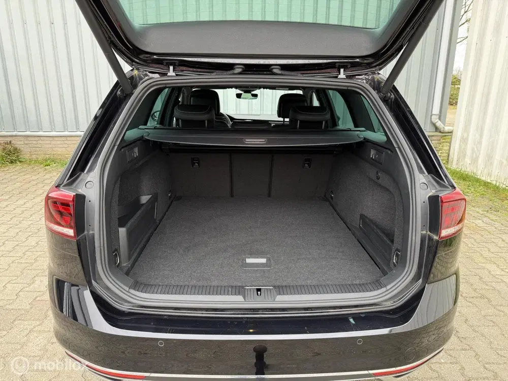 Volkswagen Passat 1.4 TSI PHEV GTE uit 2020, foto 12