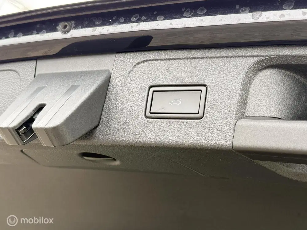 Volkswagen Passat 1.4 TSI PHEV GTE uit 2020, foto 13