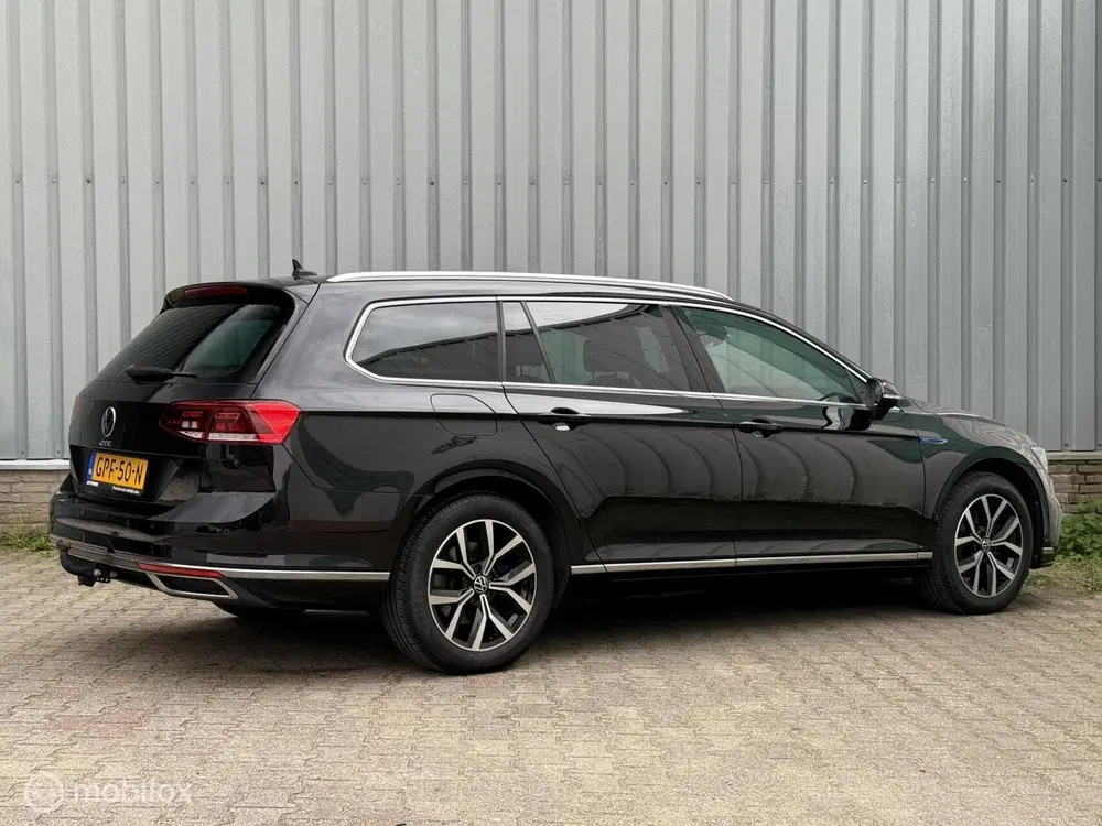 Volkswagen Passat 1.4 TSI PHEV GTE uit 2020, foto 2