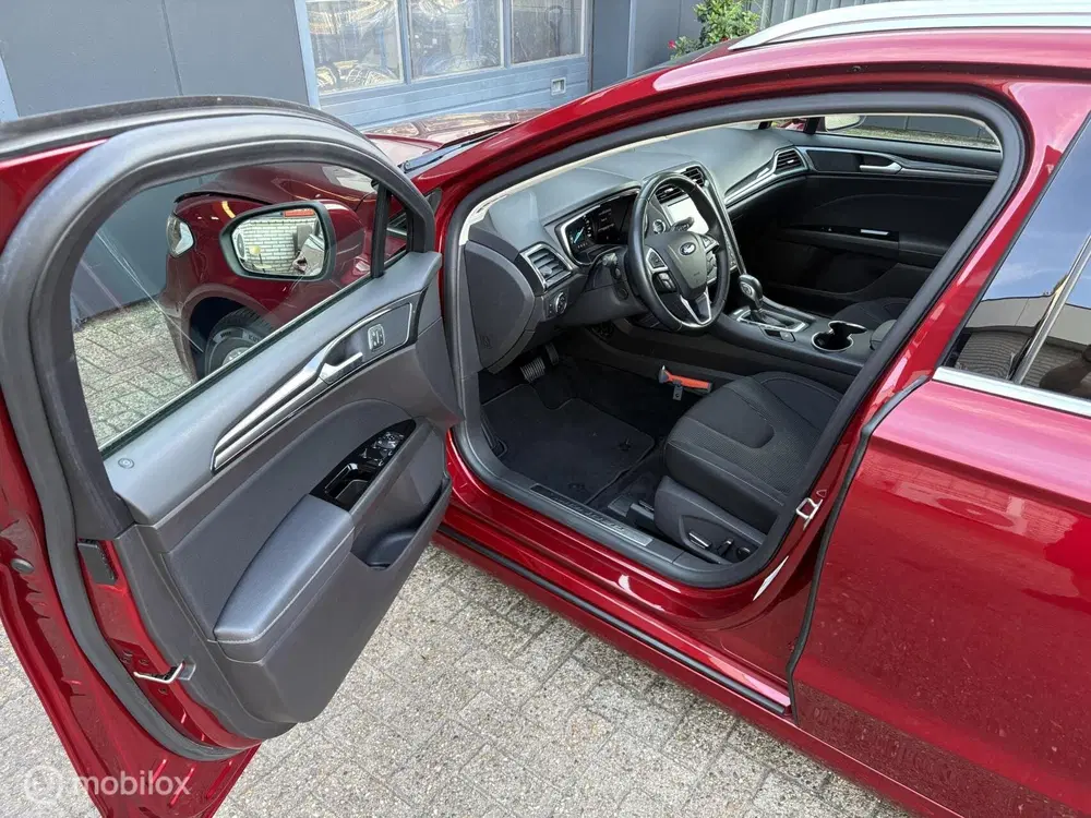 Ford Mondeo 2.0 IVCT HEV Titanium uit 2020, foto 9