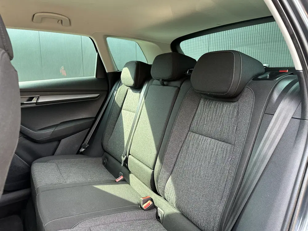 Skoda Karoq 1.5 TSI ACT Style uit 2020, foto 14