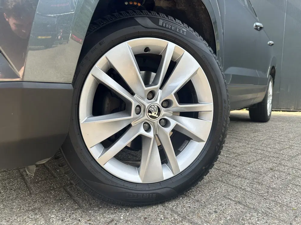 Skoda Karoq 1.5 TSI ACT Style uit 2020, foto 4