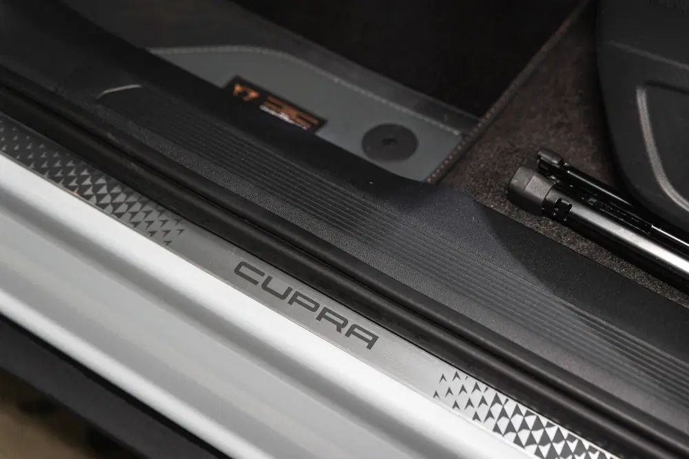 Cupra Tavascan Business 82 kWh uit 2025, foto 12