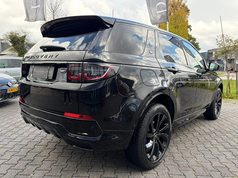 Land Rover Discovery Sport P300e 1.5 R-Dynamic HSE uit 2020, foto 4