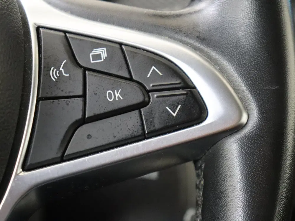Dacia Sandero 1.0 TCe 100 Bi-Fuel Essential Navigati uit 2021, foto 13