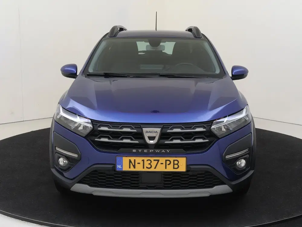 Dacia Sandero 1.0 TCe 100 Bi-Fuel Essential Navigati uit 2021, foto 6