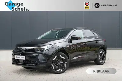 Opel Grandland 1.6 Turbo Plug-In Hybrid 4x4 GSe uit 2023