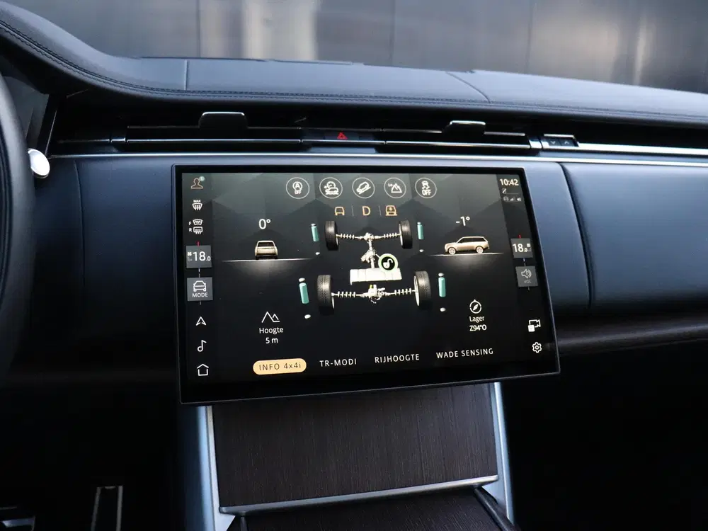 Land Rover Range Rover 3.0 P460e HSE PHEV uit 2024, foto 8