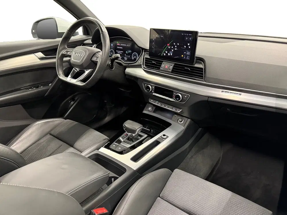 Audi Q5 55 TFSI e S-Line Competition I Panoramadak uit 2023, foto 3
