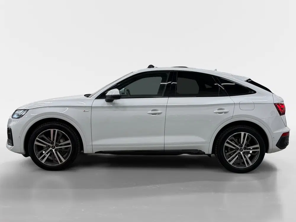 Audi Q5 55 TFSI e S-Line Competition I Panoramadak uit 2023, foto 9